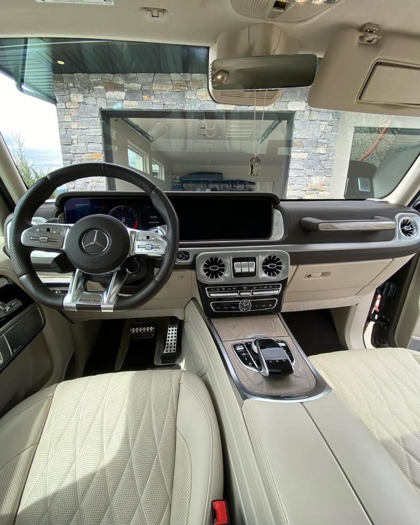 Interior Detailing (2–4 Hours)