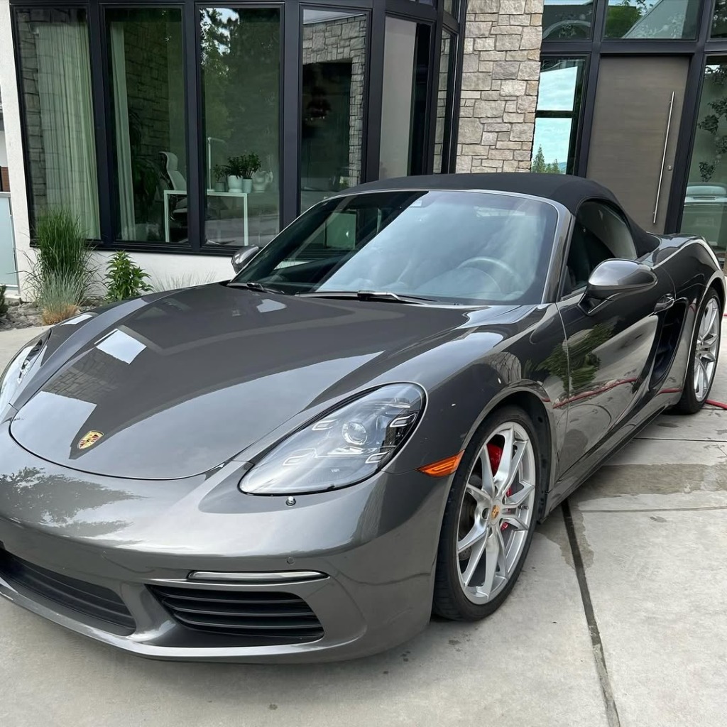 Porsche Boxster Exterior